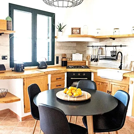 Holiday home Giulia *