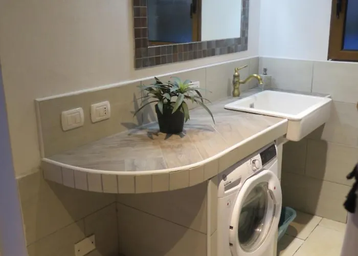 Giulia * 阿尔盖罗